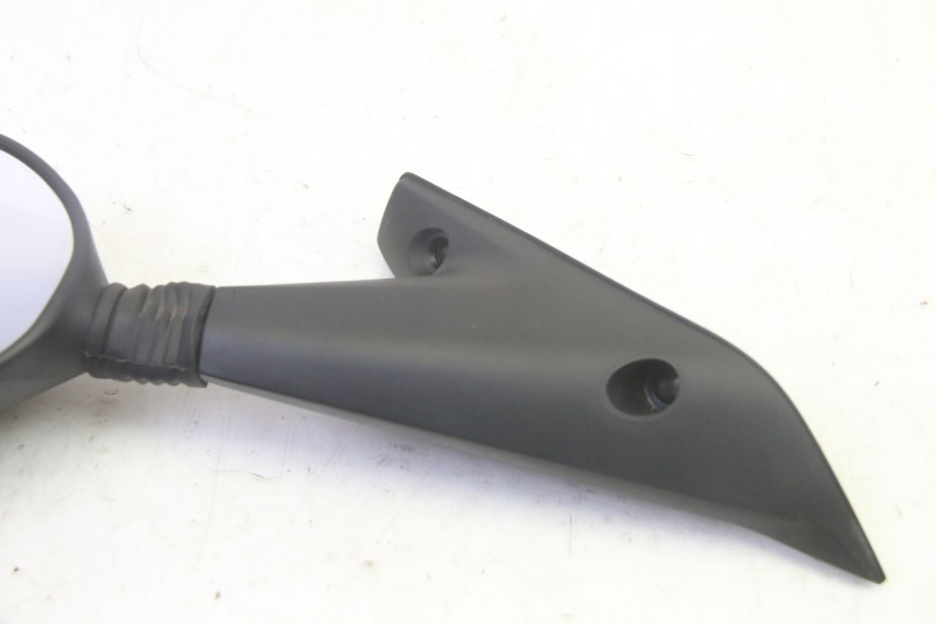 photo de RETROVISEUR GAUCHE PIAGGIO XEVO - X EVO 125 (2007 - 2016) - Zoom état d’usage