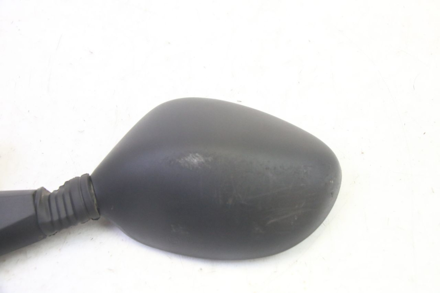 photo de RETROVISEUR GAUCHE PIAGGIO XEVO - X EVO 125 (2007 - 2016) - Points de fixation