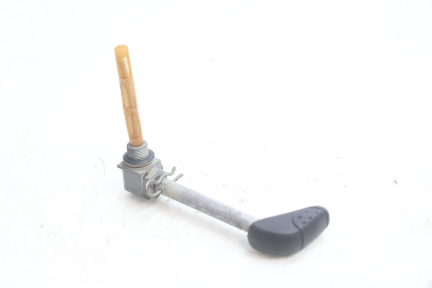 photo de ROBINET RESERVOIR PEUGEOT BUXY 50 (1993 - 1998) - Vue principale