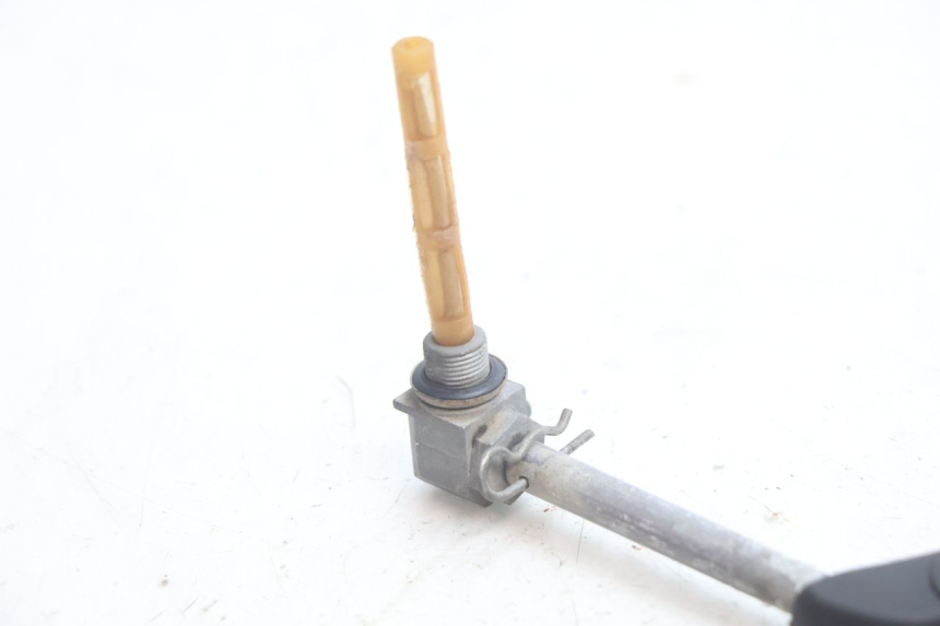 photo de ROBINET RESERVOIR PEUGEOT BUXY 50 (1993 - 1998) - Détail de la pièce