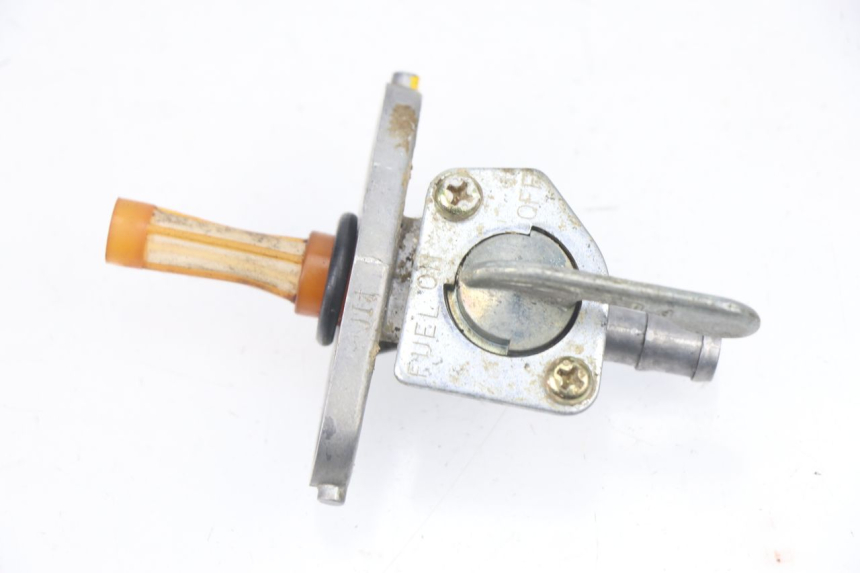 photo de ROBINET RESERVOIR HONDA CR 125 (1995 - 1997) - Zoom état d’usage