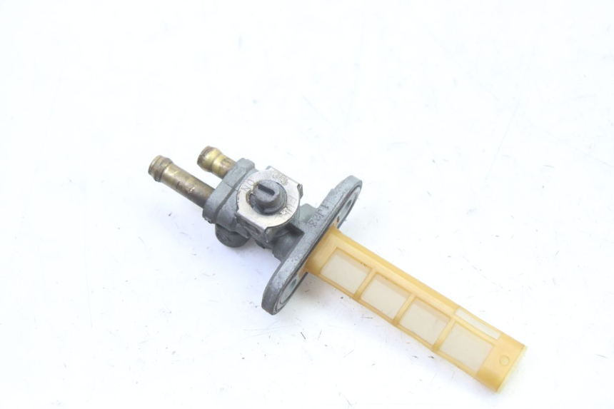photo de ROBINET RESERVOIR SUZUKI GS GSE 500 (2001 - 2003)