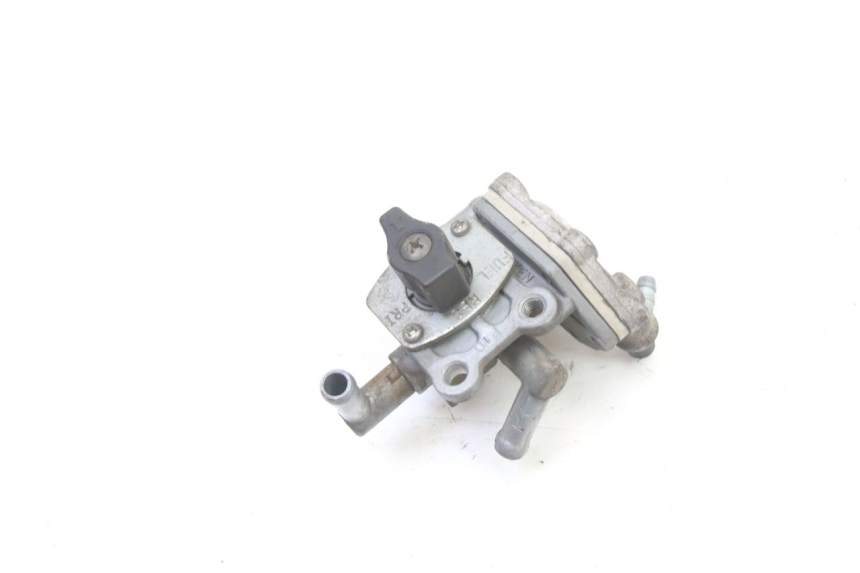 photo de ROBINET RESERVOIR SUZUKI GS GSE 500 (2001 - 2003)