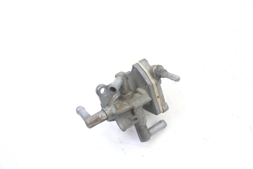photo de ROBINET RESERVOIR SUZUKI GS GSE 500 (2001 - 2003)