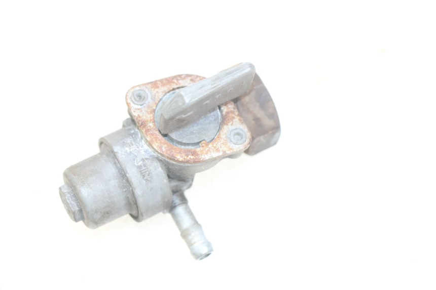 photo de ROBINET RESERVOIR HONDA CM 125 (1983 - 2003)