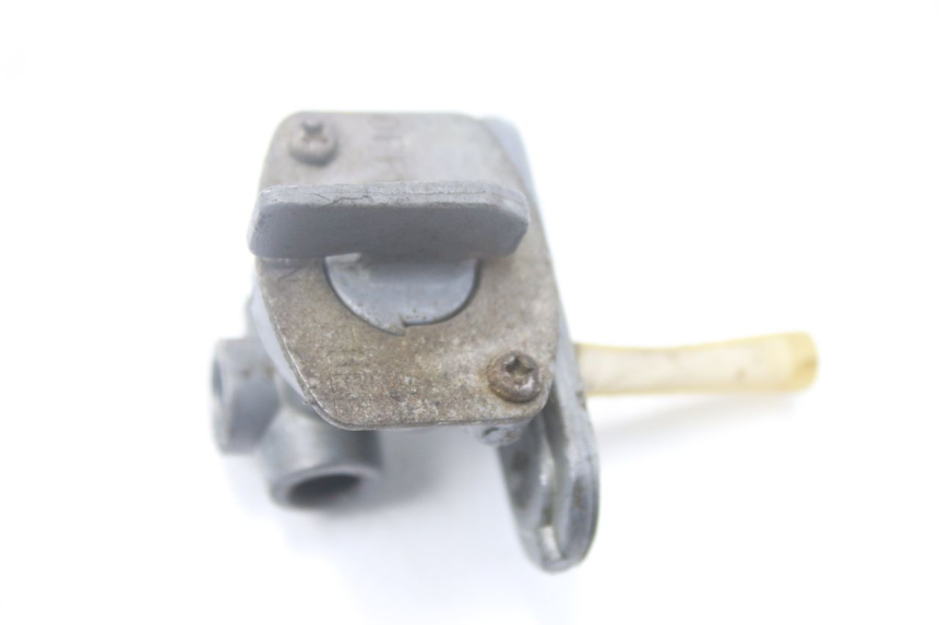 photo de ROBINET RESERVOIR KAWASAKI KX 250 (1994 - 1998)