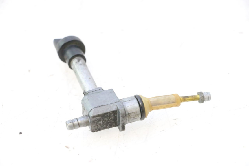 photo de ROBINET RESERVOIR PEUGEOT LUDIX PRO 2T 50 (2010 - 2017) - Zoom état d’usage