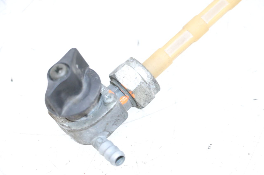 photo de ROBINET RESERVOIR HONDA NSR R 125 (1994 - 2003) - État de surface