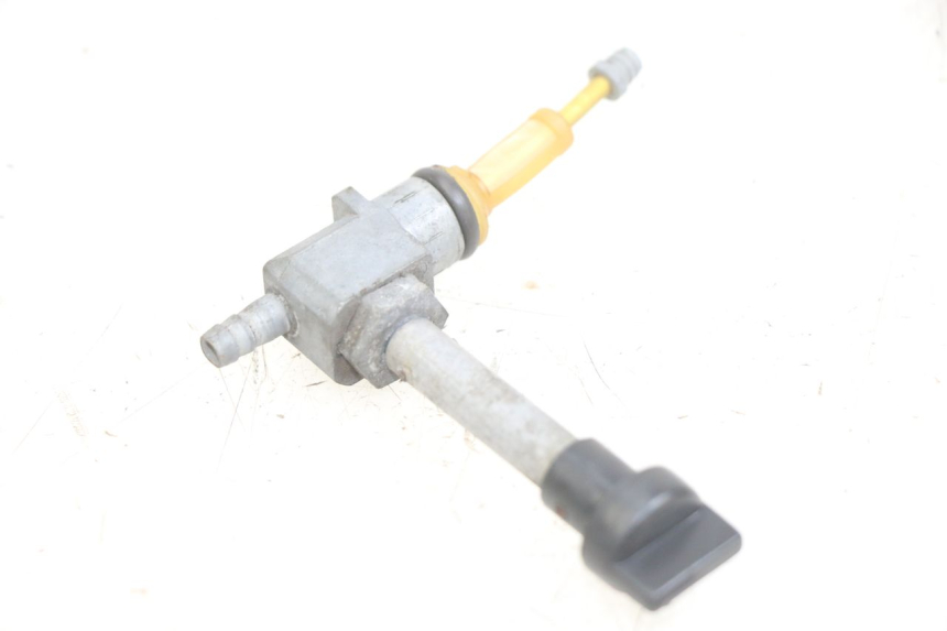 photo de ROBINET RESERVOIR PEUGEOT LUDIX 50 (2005 - 2007)