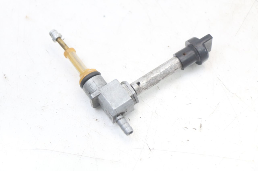 photo de ROBINET RESERVOIR PEUGEOT LUDIX 50 (2005 - 2007)