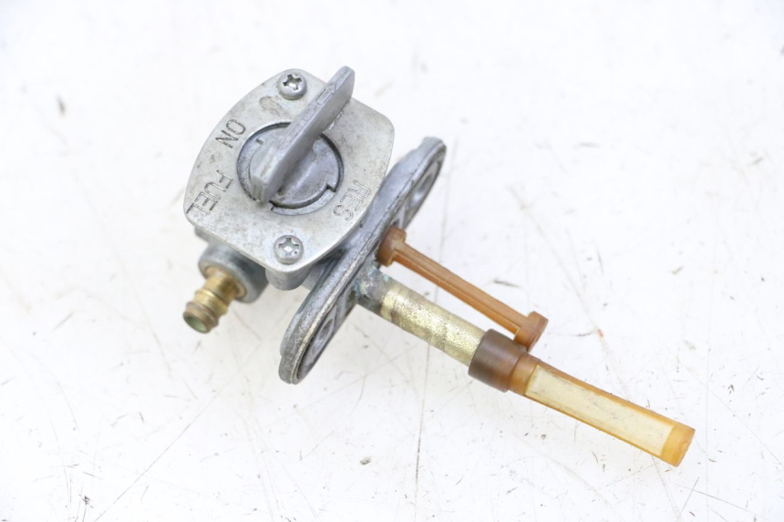 photo de ROBINET RESERVOIR YAMAHA PW 80 (1983 - 2014)