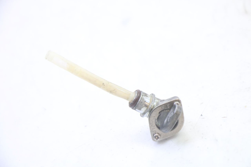 photo de ROBINET RESERVOIR DERBI SENDA SM DRD 50 (2008 - 2013)