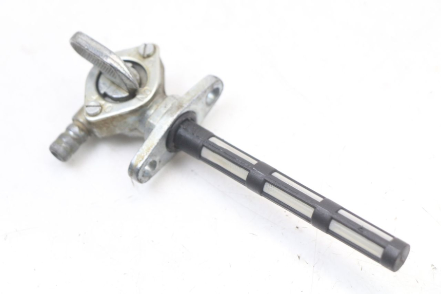 photo de ROBINET RESERVOIR SUZUKI VL INTRUDER 125 (2004 - 2007)