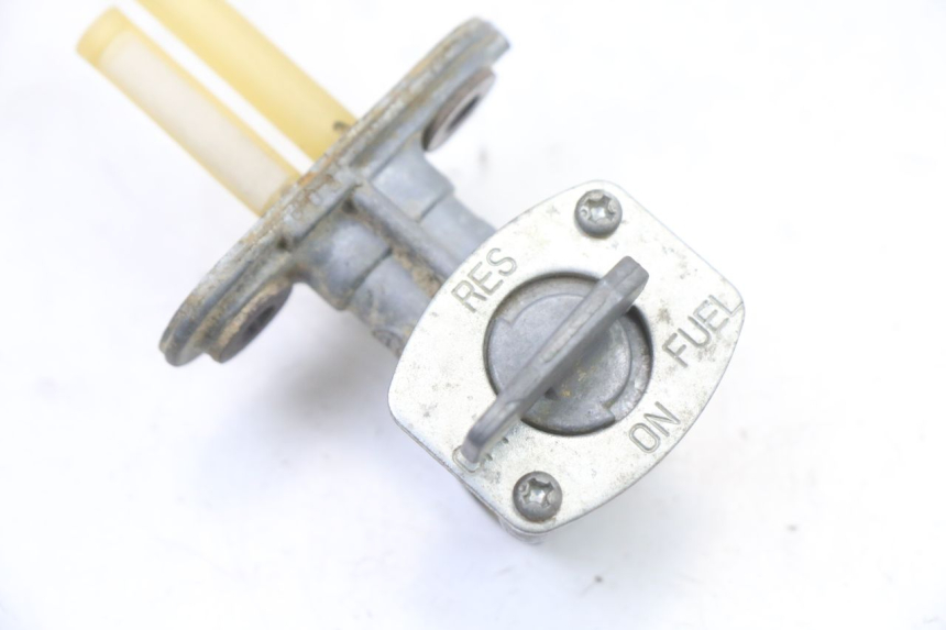 photo de ROBINET RESERVOIR YAMAHA TTR 125 (2000 - 2020) - Zoom état d’usage