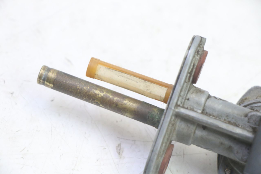 photo de ROBINET RESERVOIR YAMAHA TTR 125 (2000 - 2020) - Vue d’ensemble