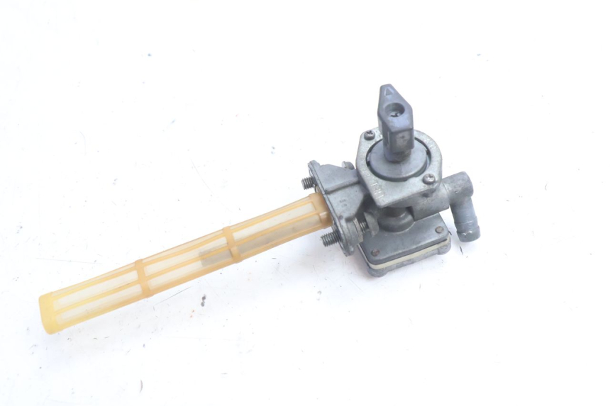 photo de ROBINET RESERVOIR YAMAHA XJR 1300 (1998 - 2002) - Points de fixation