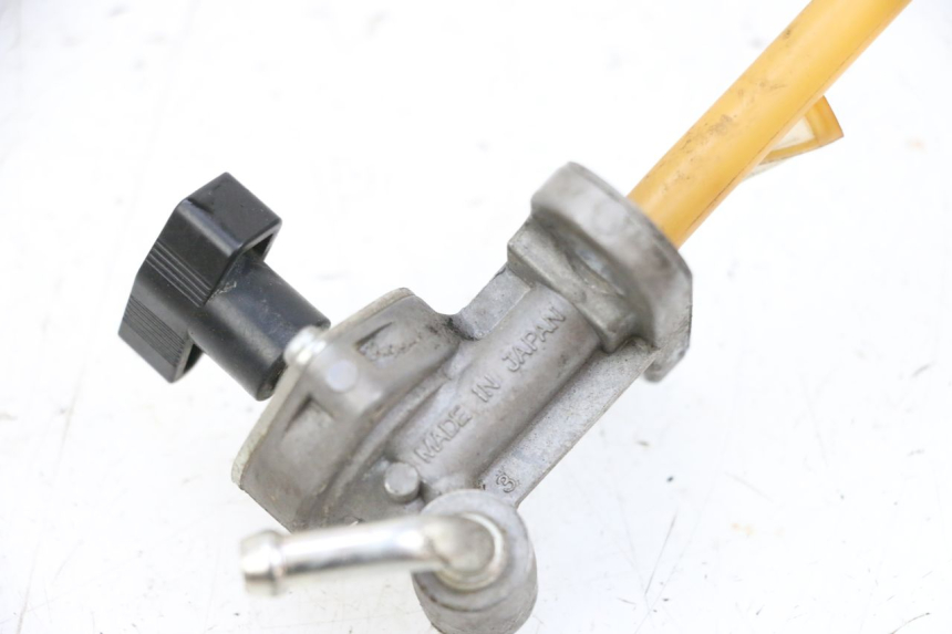 photo de ROBINET RESERVOIR YAMAHA YFM R RAPTOR 250 (2008 - 2014) - Autre angle de vue