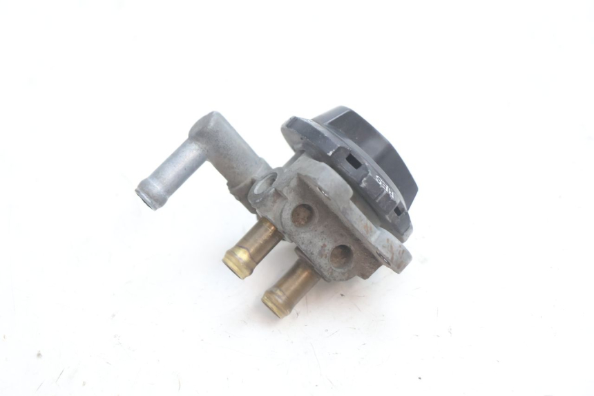 photo de ROBINET RESERVOIR KAWASAKI ZX-6R ZX6R 600 (1995 - 1997) - Autre angle de vue