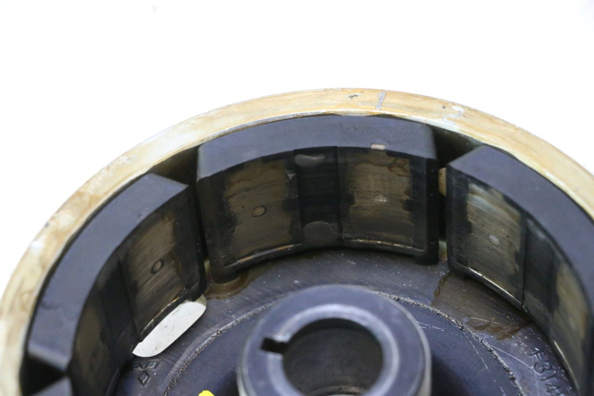 photo de ROTOR SUZUKI DR S 600 (1985 - 1989) - Points de fixation