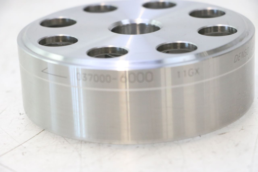 photo de ROTOR SUZUKI GSR 600 (2005 - 2012) - Autre angle de vue