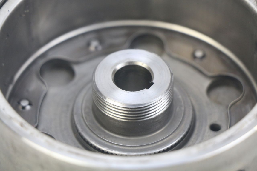 photo de ROTOR PEUGEOT ELYSEO 125 (1999 - 2004)
