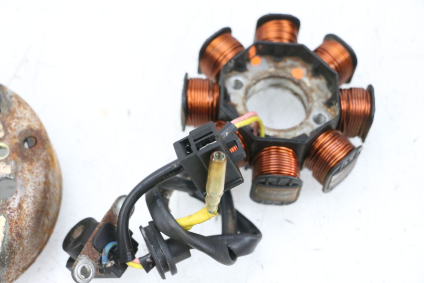 photo de ROTOR STATOR KYMCO AGILITY CITY 4T 50 (2008 - 2016) - État de surface