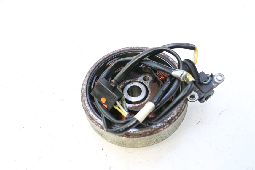 photo de ROTOR STATOR KYMCO AGILITY PREMIUM 50 (2007 - 2010) - Détail de la pièce