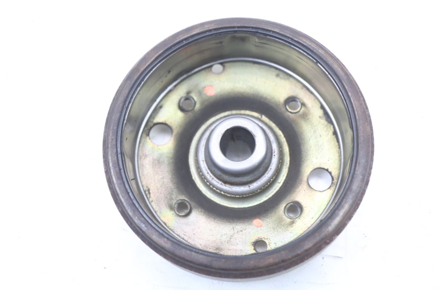 photo de ROTOR STATOR KYMCO AGILITY RS 4T 50 (2009 - 2013) - Gros plan technique