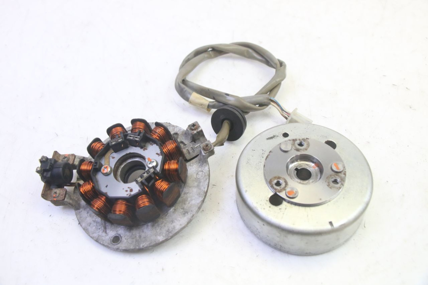 photo de ROTOR STATOR MBK BOOSTER SPIRIT 50 (2004 - 2017) - Vue principale