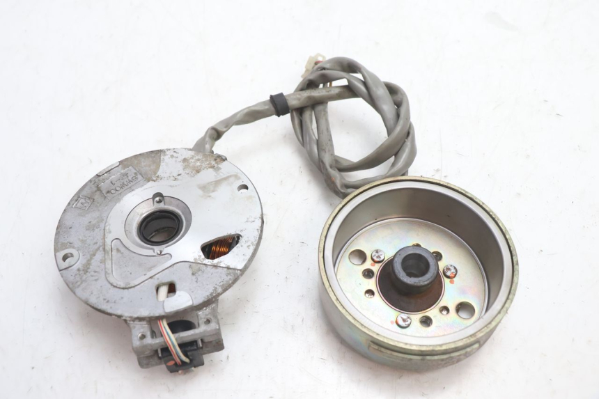 photo de ROTOR STATOR MBK BOOSTER SPIRIT 50 (2004 - 2017) - Détail de la pièce