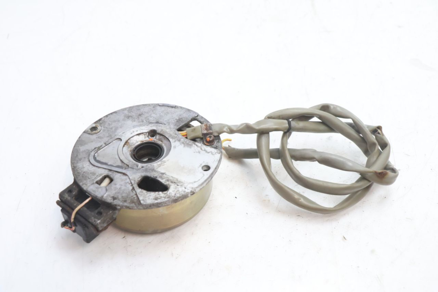 photo de ROTOR STATOR MBK BOOSTER SPIRIT 50 (1999 - 2003) - Autre angle de vue