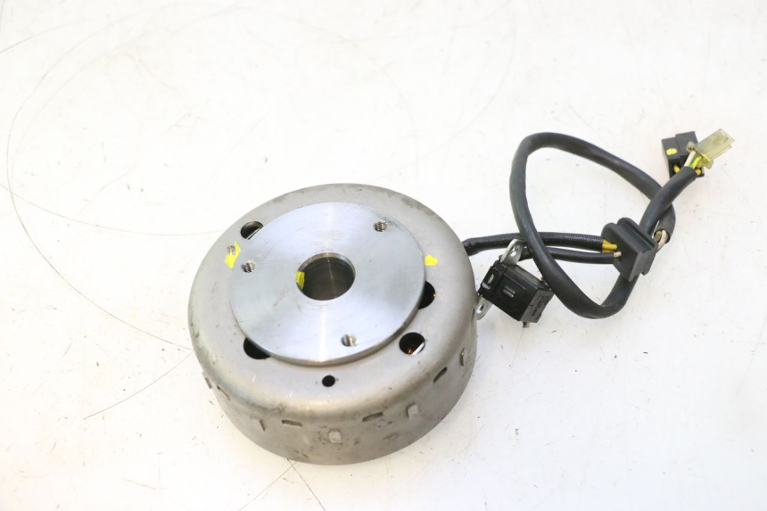 photo de ROTOR STATOR SUZUKI BURGMAN 125 (2007 - 2014) - Zoom état d’usage