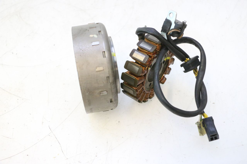 photo de ROTOR STATOR SUZUKI BURGMAN 125 (2007 - 2014) - Points de fixation