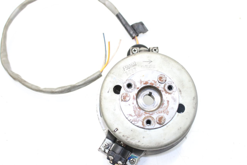 photo de ROTOR STATOR YAMAHA BW'S 50 (1999 - 2003) - Gros plan technique
