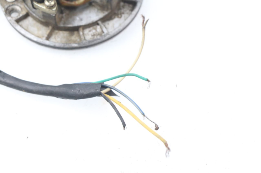 photo de ROTOR STATOR LONCIN DIRT BIKE 125 - Gros plan technique