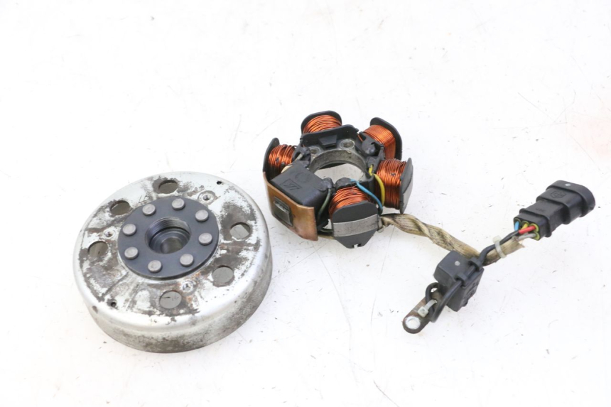 photo de ROTOR STATOR PIAGGIO FLY 2T 50 (2004 - 2017)