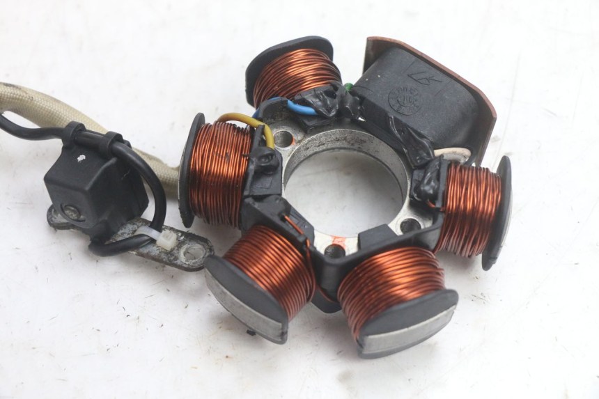 photo de ROTOR STATOR PIAGGIO FLY 2T 50 (2004 - 2017) - Vue d’ensemble
