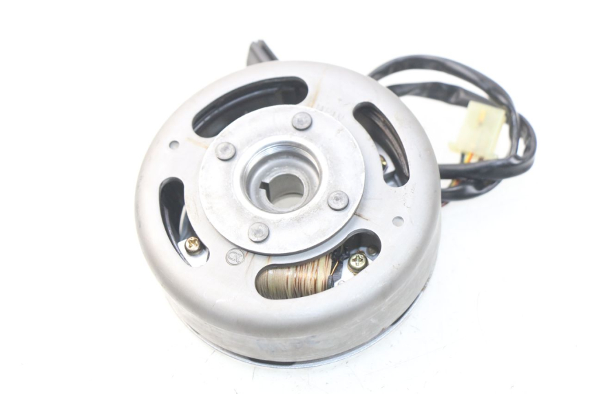 photo de ROTOR STATOR SUZUKI JR 80 (2001 - 2006) - Détail de la pièce
