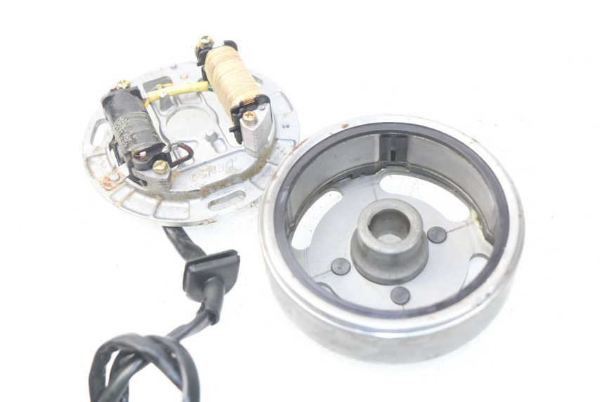 photo de ROTOR STATOR SUZUKI JR 80 (2001 - 2006) - Autre angle de vue