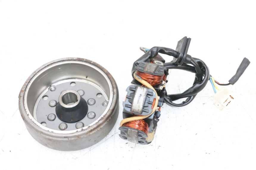 photo de ROTOR STATOR PEUGEOT KISBEE 2T 50 (2010 - 2017) - Pièce contrôlée