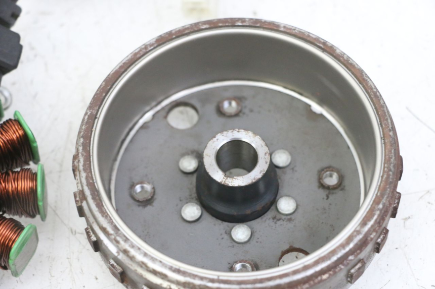 photo de ROTOR STATOR PEUGEOT KISBEE 4T 50 (2018 - 2022)