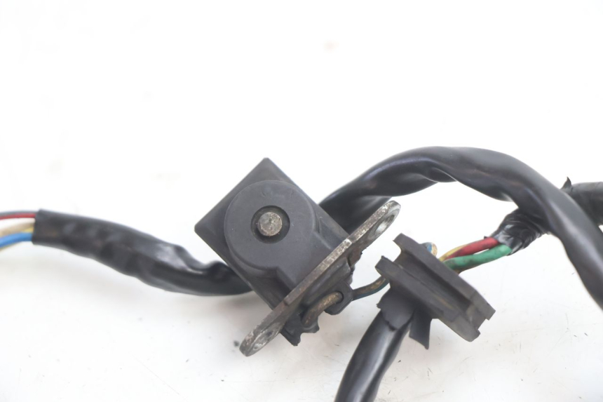 photo de ROTOR STATOR PEUGEOT KISBEE 4T 50 (2010 - 2017) - Points de fixation