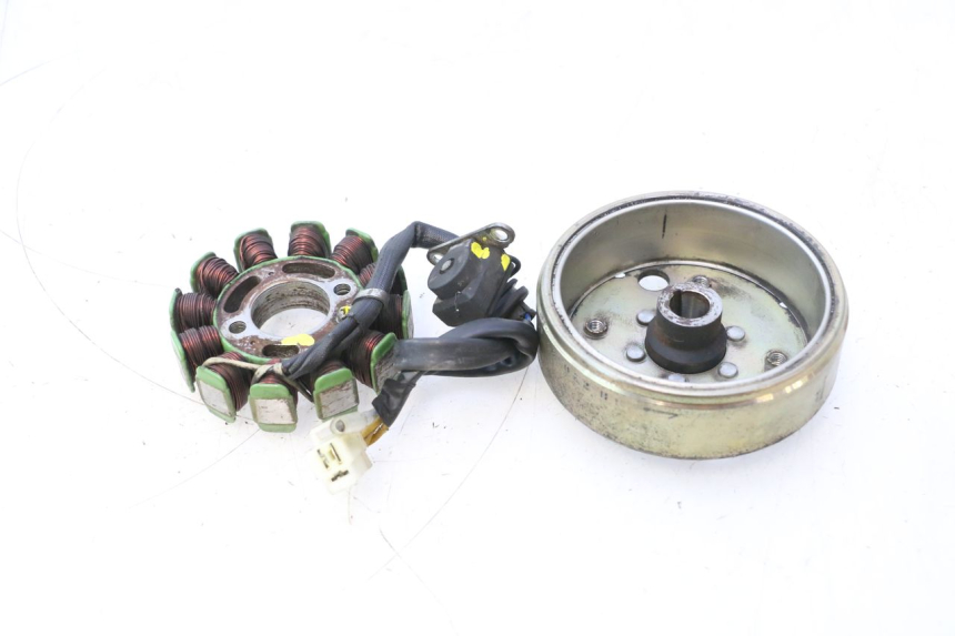 photo de ROTOR STATOR PEUGEOT KISBEE 4T 50 (2018 - 2022) - Vue d’ensemble