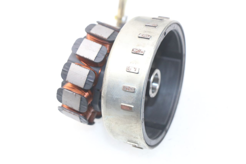 photo de ROTOR STATOR PIAGGIO LIBERTY IGET 4T 50 (2015 - 2020) - Autre angle de vue