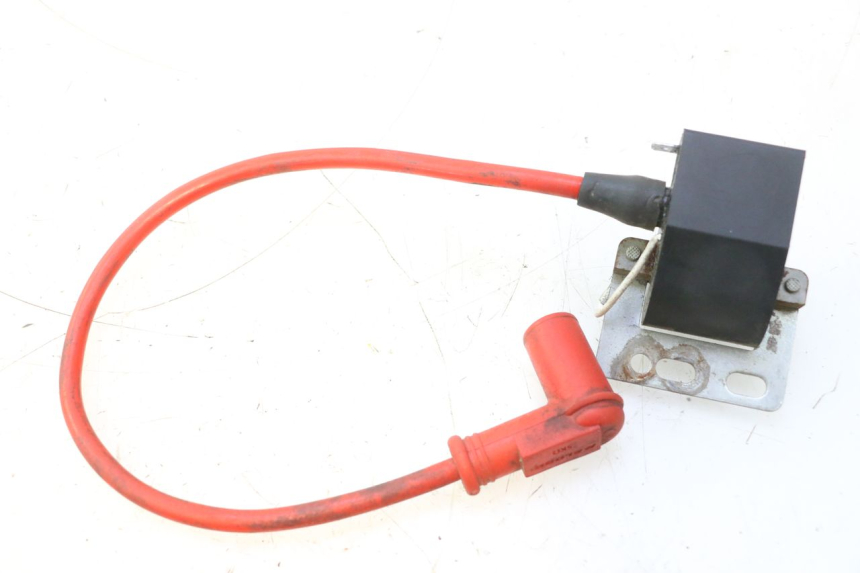 photo de ROTOR STATOR PEUGEOT LUDIX BLASTER 50 (2006 - 2014) - Zoom composants