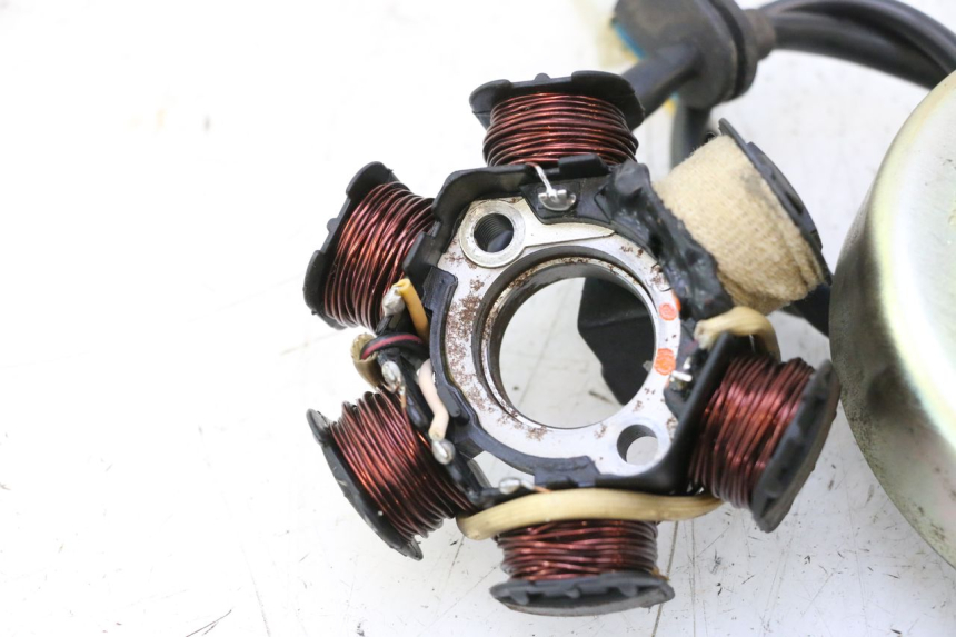 photo de ROTOR STATOR PEUGEOT LUDIX ONE 50 (2004 - 2013) - Photo complémentaire