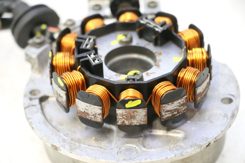photo de ROTOR STATOR MBK MACH G AC 50 (2002 - 2014) - Autre angle de vue