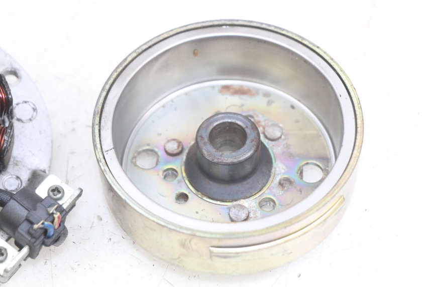 photo de ROTOR STATOR MBK BOOSTER SPIRIT 50 (2004 - 2017)
