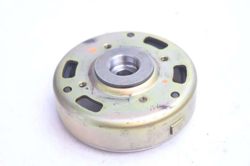 photo de ROTOR STATOR SYM MIO 50 (2005 - 2010) - Gros plan technique
