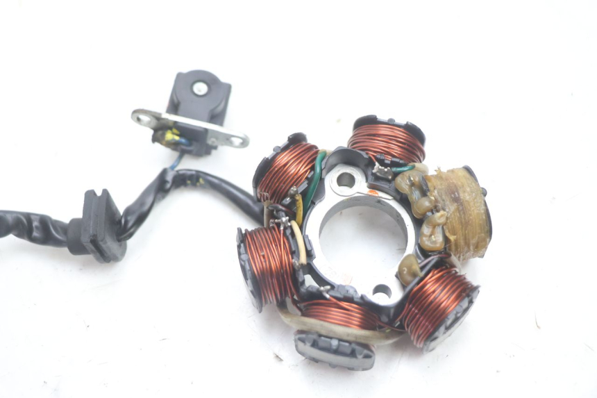 photo de ROTOR STATOR SYM MIO 50 (2005 - 2010) - Points de fixation